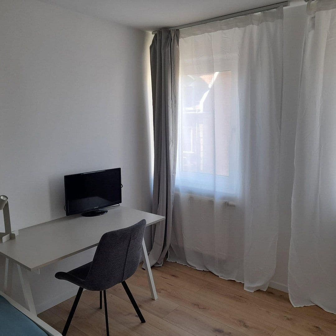 Prenájom bytu 13 m², Luisenstrasse 2, Nürnberg, Bavorsko Prenájom bytu 13 m², Luisenstrasse 2, Nürnberg, Bavorsko