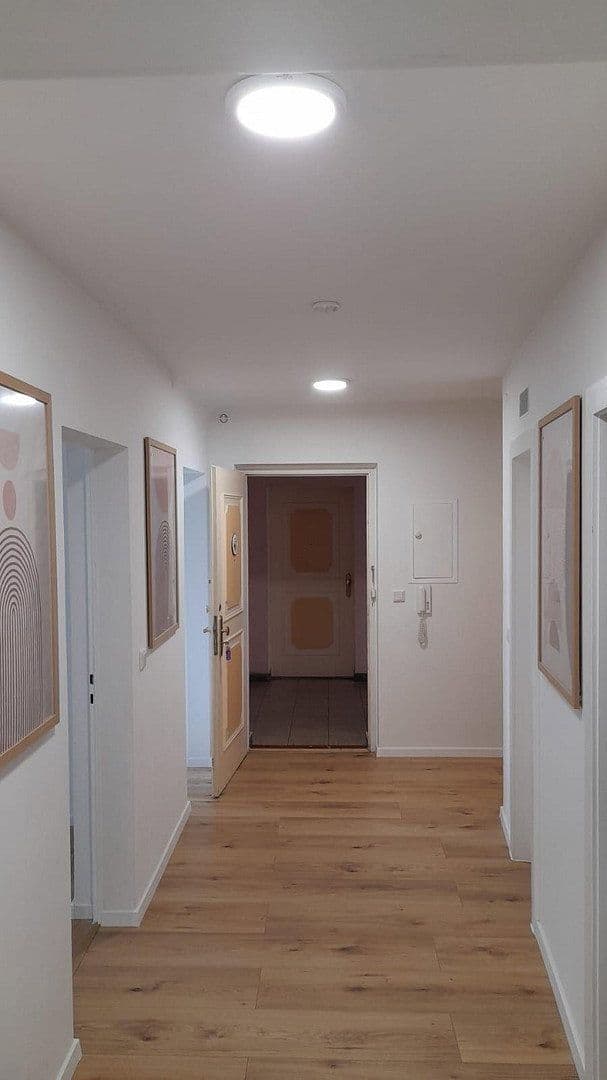Prenájom bytu 13 m², Luisenstrasse 2, Nürnberg, Bavorsko Prenájom bytu 13 m², Luisenstrasse 2, Nürnberg, Bavorsko