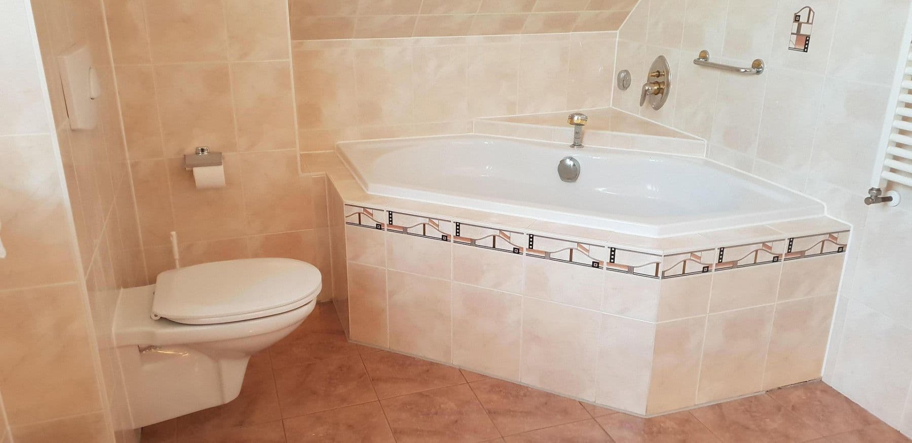 Predaj domu 225 m², pozemok 519 m², Lüneburg, Dolné Sasko Predaj domu 225 m², pozemok 519 m², Lüneburg, Dolné Sasko