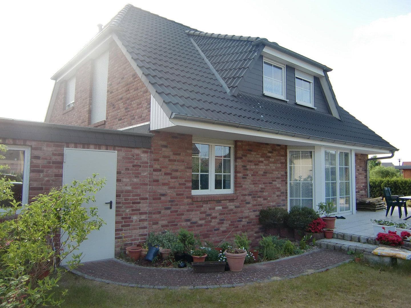 Predaj domu 225 m², pozemok 519 m², Lüneburg, Dolné Sasko Predaj domu 225 m², pozemok 519 m², Lüneburg, Dolné Sasko