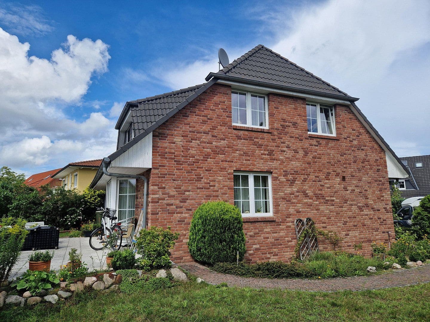 Predaj domu 225 m², pozemok 519 m², Lüneburg, Dolné Sasko Predaj domu 225 m², pozemok 519 m², Lüneburg, Dolné Sasko