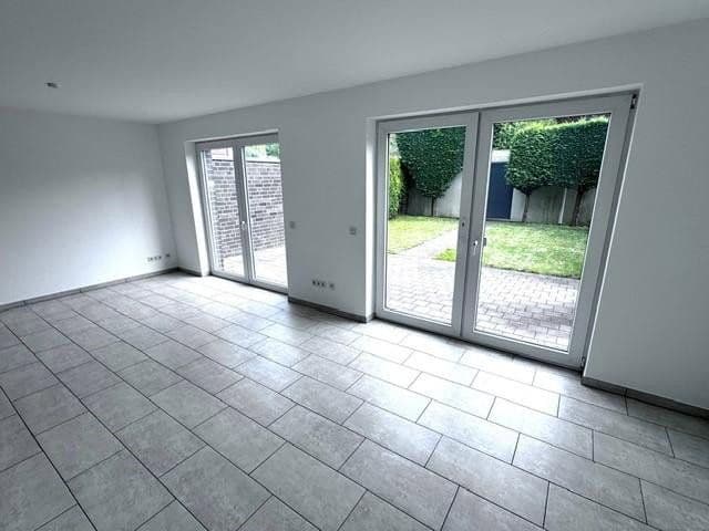Prenájom domu 167 m², pozemok 185 m², Kevelaer, Severné Porýnie - Westfálsko Prenájom domu 167 m², pozemok 185 m², Kevelaer, Severné Porýnie - Westfálsko