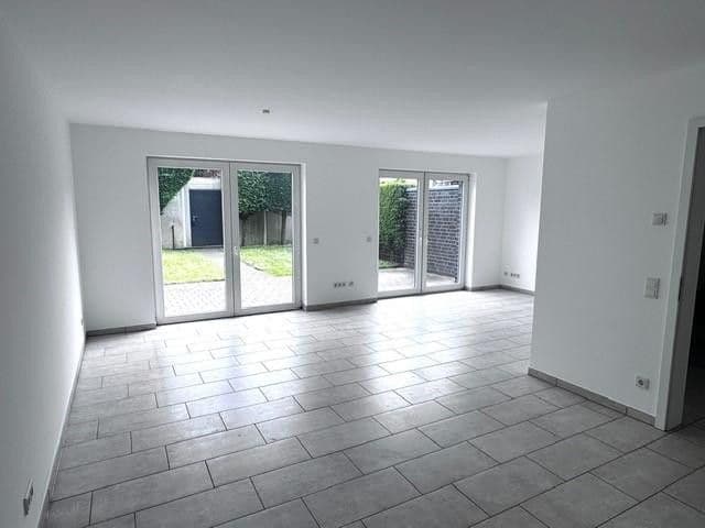 Prenájom domu 167 m², pozemok 185 m², Kevelaer, Severné Porýnie - Westfálsko Prenájom domu 167 m², pozemok 185 m², Kevelaer, Severné Porýnie - Westfálsko