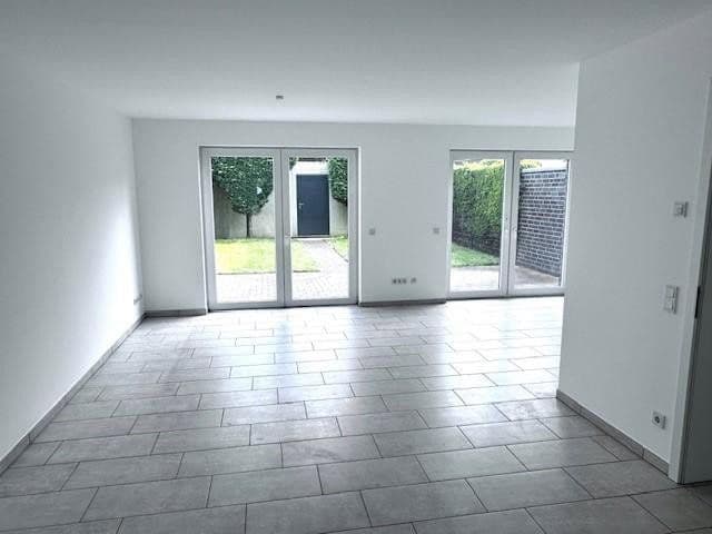 Prenájom domu 167 m², pozemok 185 m², Kevelaer, Severné Porýnie - Westfálsko Prenájom domu 167 m², pozemok 185 m², Kevelaer, Severné Porýnie - Westfálsko