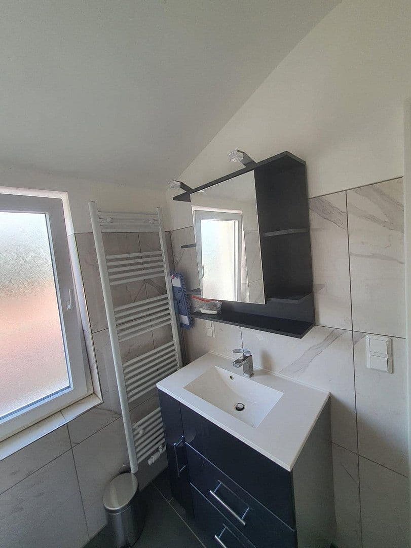 Prenájom bytu 25 m², Köln, Severné Porýnie - Westfálsko Prenájom bytu 25 m², Köln, Severné Porýnie - Westfálsko