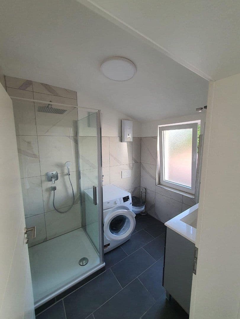 Prenájom bytu 25 m², Köln, Severné Porýnie - Westfálsko Prenájom bytu 25 m², Köln, Severné Porýnie - Westfálsko