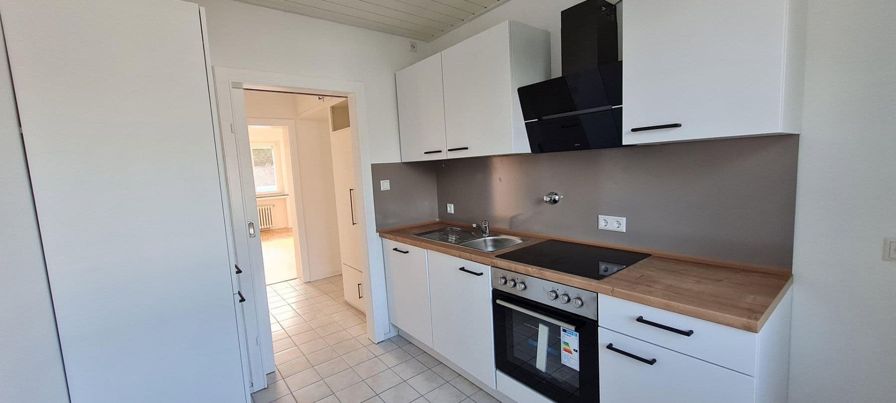 Prenájom bytu 3-izbový 75 m², Hannover, Dolné Sasko Prenájom bytu 3-izbový 75 m², Hannover, Dolné Sasko