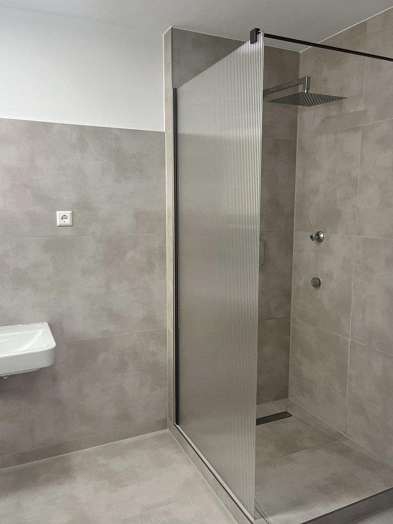 Prenájom bytu 3-izbový 104 m², Ludwigshafen, Porýnie-Falcko Prenájom bytu 3-izbový 104 m², Ludwigshafen, Porýnie-Falcko