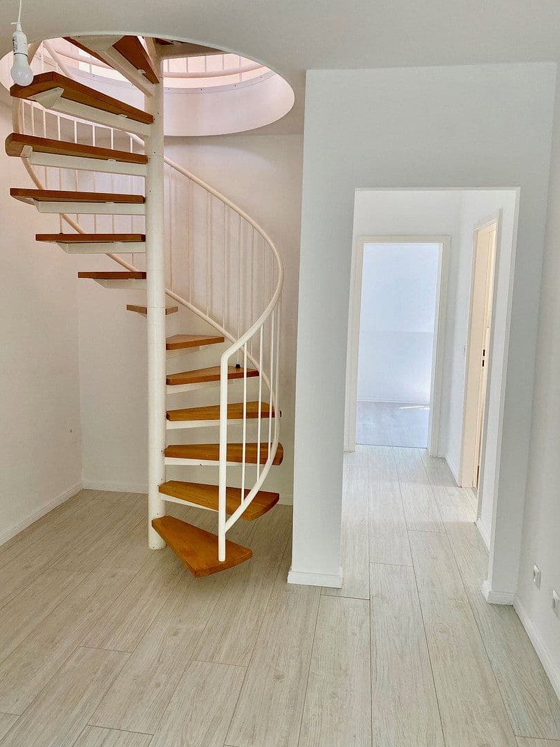 Predaj bytu 4-izbový 117 m², Frankfurt Unterliederbach, Hesensko Predaj bytu 4-izbový 117 m², Frankfurt Unterliederbach, Hesensko
