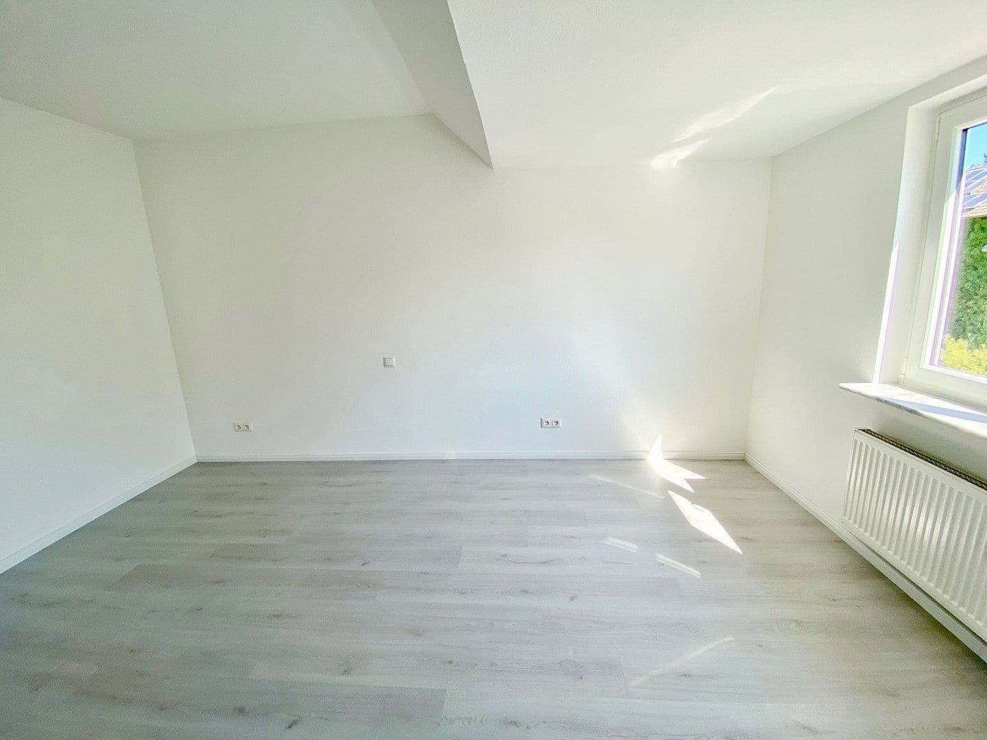 Predaj bytu 4-izbový 117 m², Frankfurt Unterliederbach, Hesensko Predaj bytu 4-izbový 117 m², Frankfurt Unterliederbach, Hesensko
