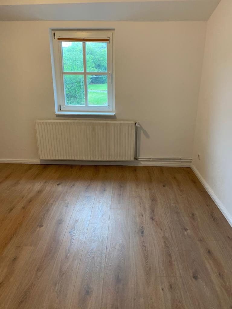 Prenájom domu 120 m², pozemok 1.200 m², Thedinghausen, Dolné Sasko Prenájom domu 120 m², pozemok 1.200 m², Thedinghausen, Dolné Sasko
