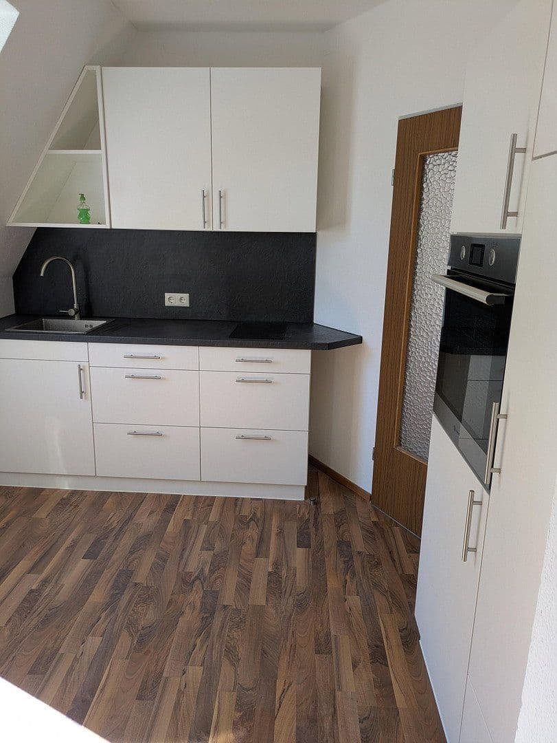 Prenájom bytu 3-izbový 55 m², Schützenstr. 23, Augsburg, Bavorsko Prenájom bytu 3-izbový 55 m², Schützenstr. 23, Augsburg, Bavorsko