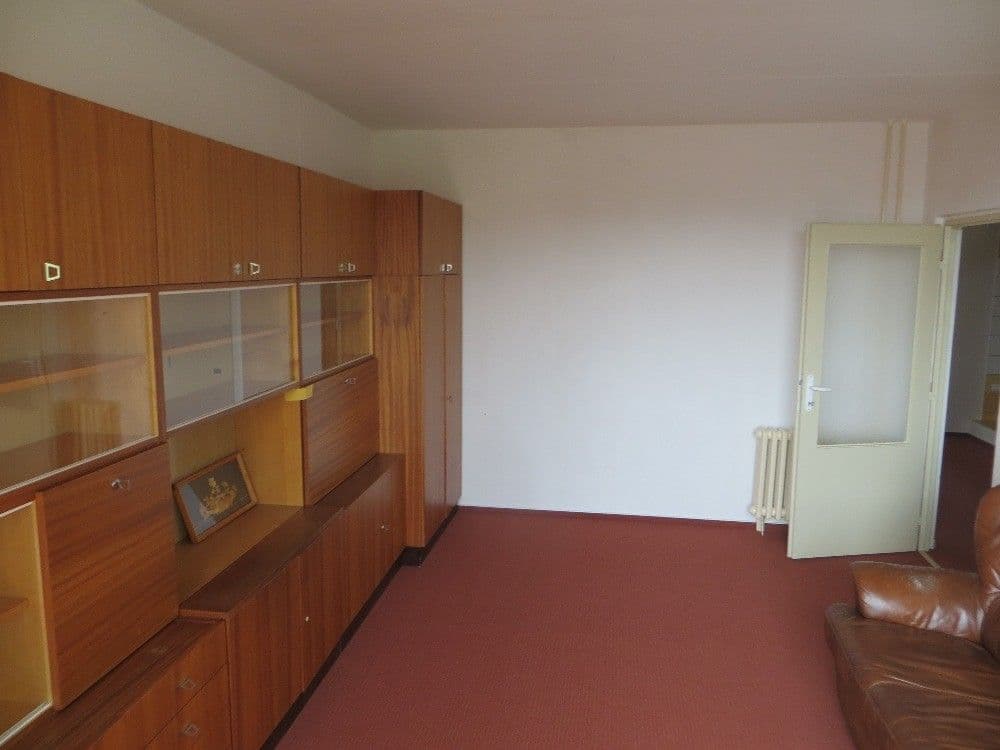 Prenájom bytu 3-izbový 87 m², Gagarinova, Police nad Metují, Královéhradecký kraj Prenájom bytu 3-izbový 87 m², Gagarinova, Police nad Metují, Královéhradecký kraj