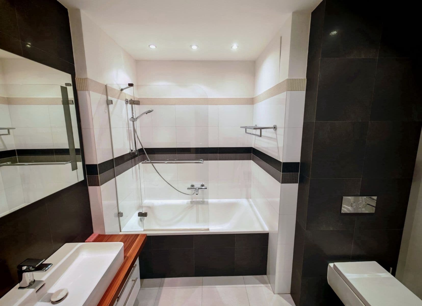 Predaj bytu 2-izbový 50 m², Velehradská, Praha, Praha Predaj bytu 2-izbový 50 m², Velehradská, Praha, Praha