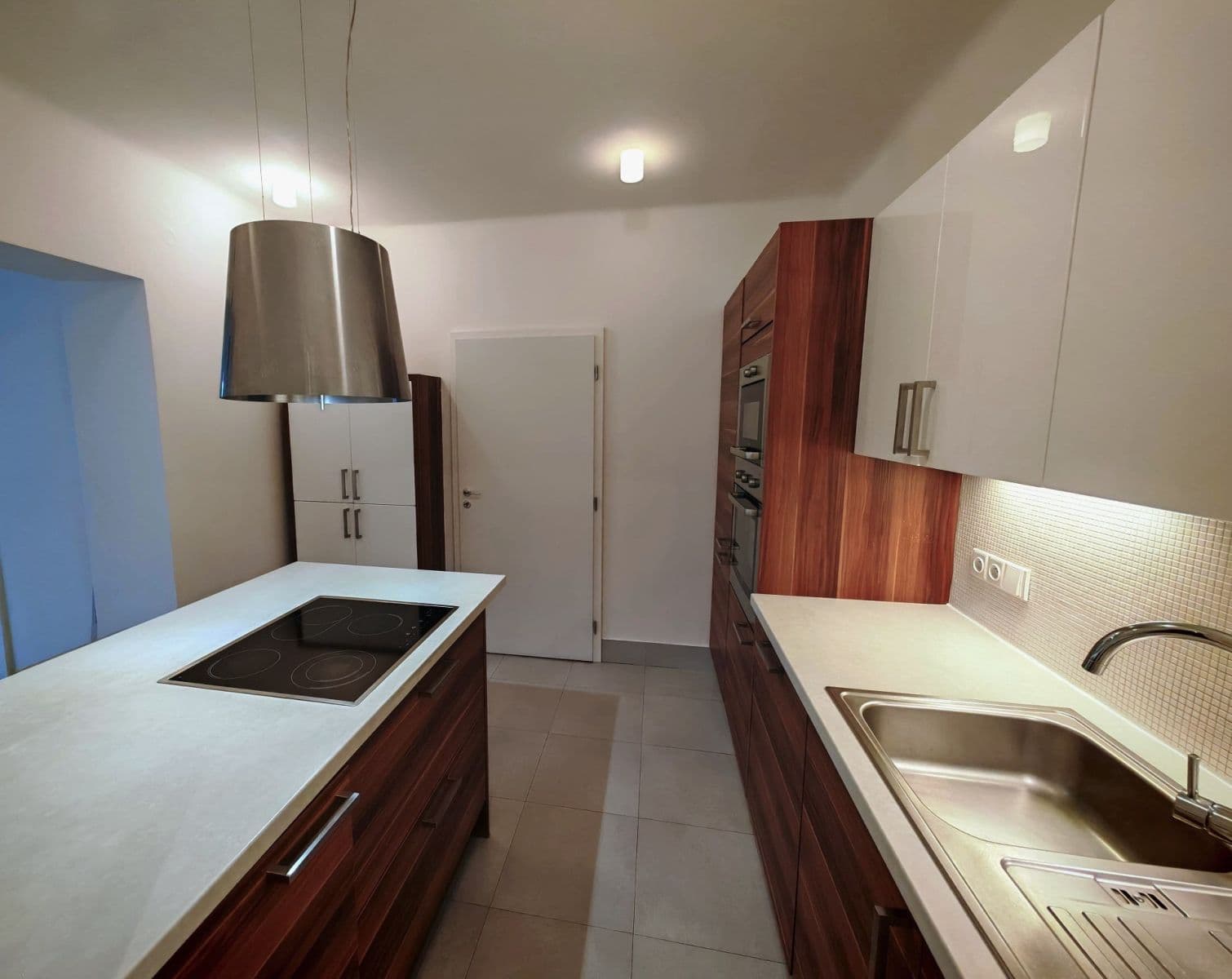 Predaj bytu 2-izbový 50 m², Velehradská, Praha, Praha Predaj bytu 2-izbový 50 m², Velehradská, Praha, Praha