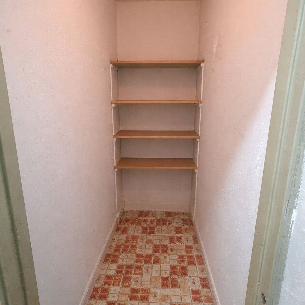 Prenájom bytu 1-izbový 41 m², Ruská, Praha, Praha Prenájom bytu 1-izbový 41 m², Ruská, Praha, Praha