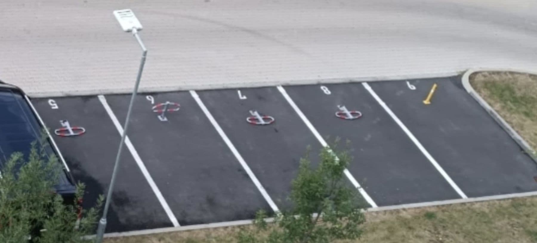 Prenájom garáže 12 m², Karlovy Vary, Karlovarský kraj Prenájom garáže 12 m², Karlovy Vary, Karlovarský kraj