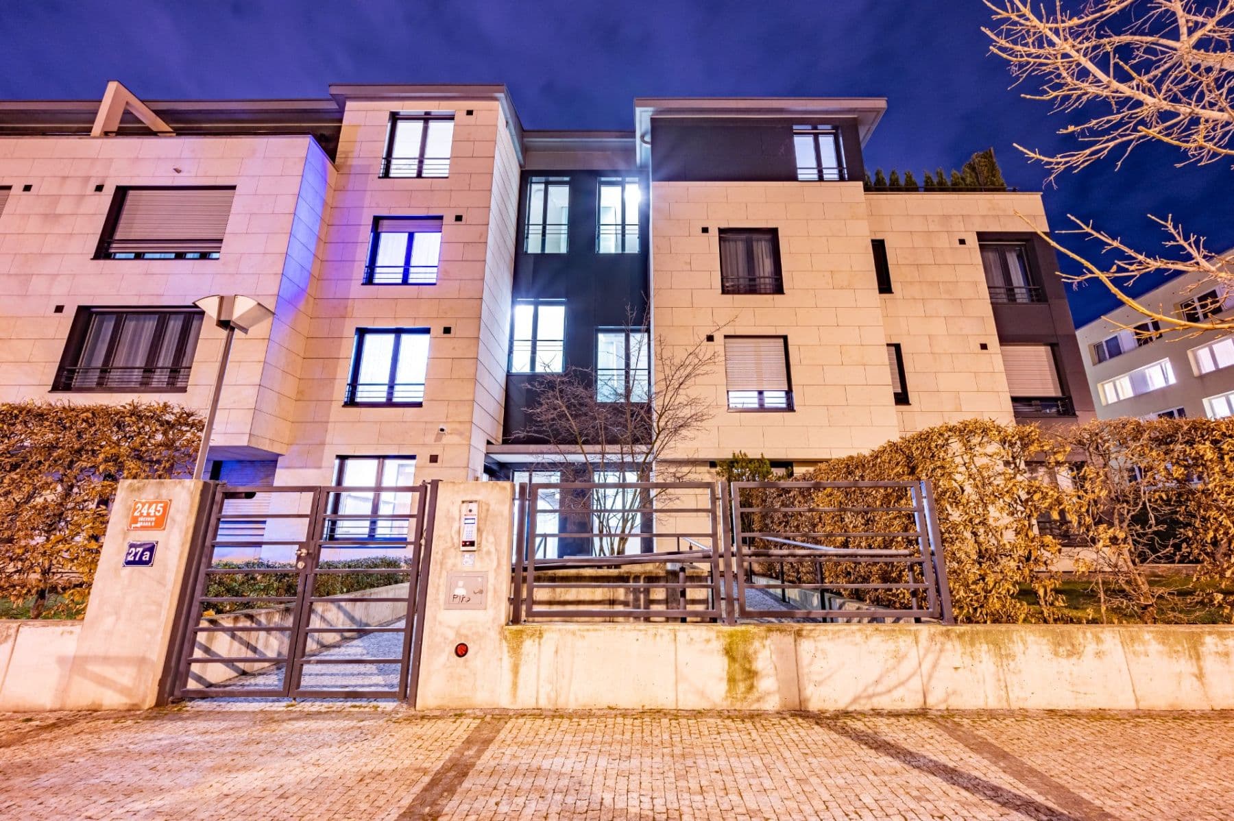 Prenájom bytu 3-izbový 91 m², Na Petynce, Praha, Praha Prenájom bytu 3-izbový 91 m², Na Petynce, Praha, Praha