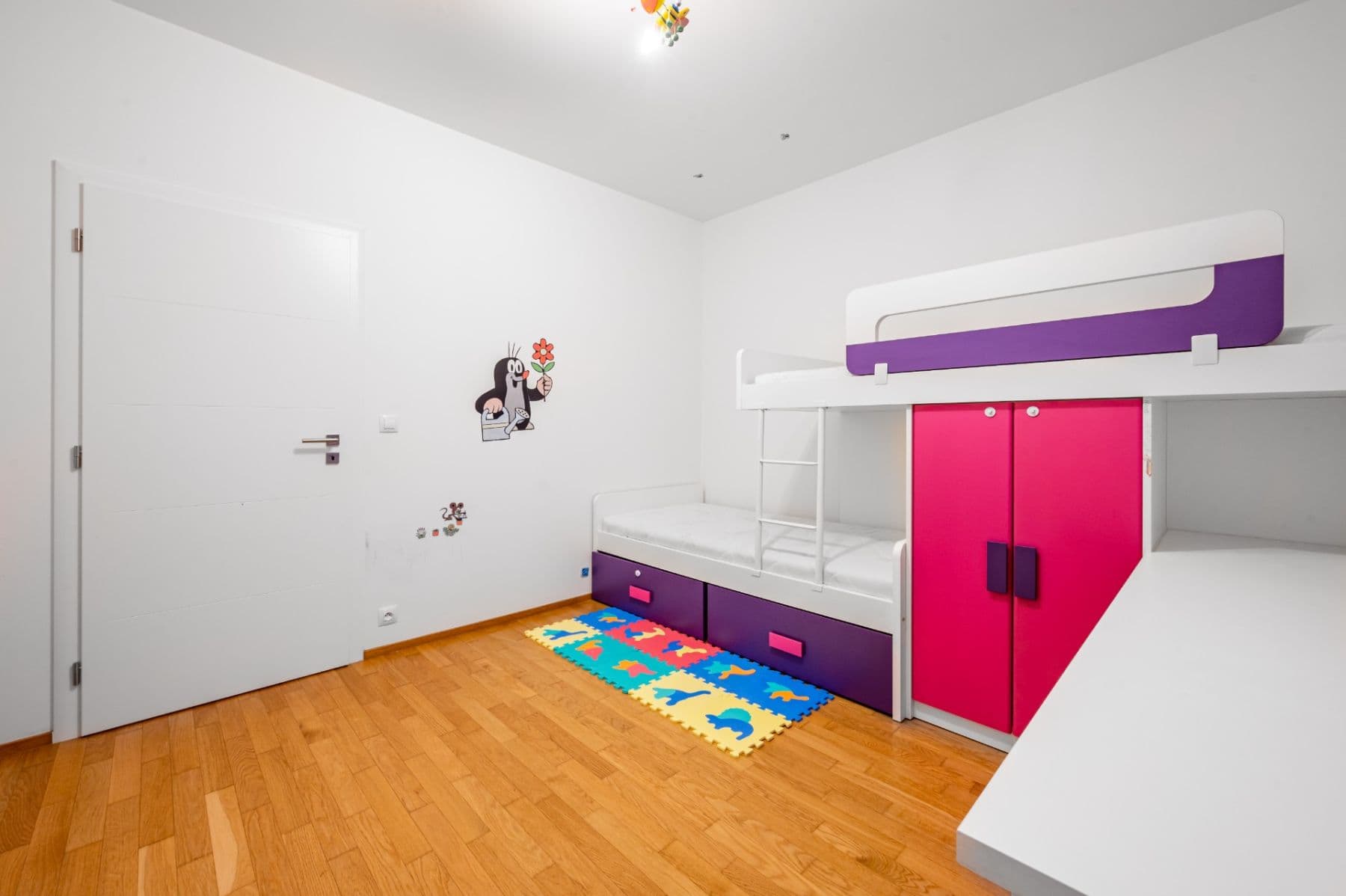 Prenájom bytu 3-izbový 91 m², Na Petynce, Praha, Praha Prenájom bytu 3-izbový 91 m², Na Petynce, Praha, Praha