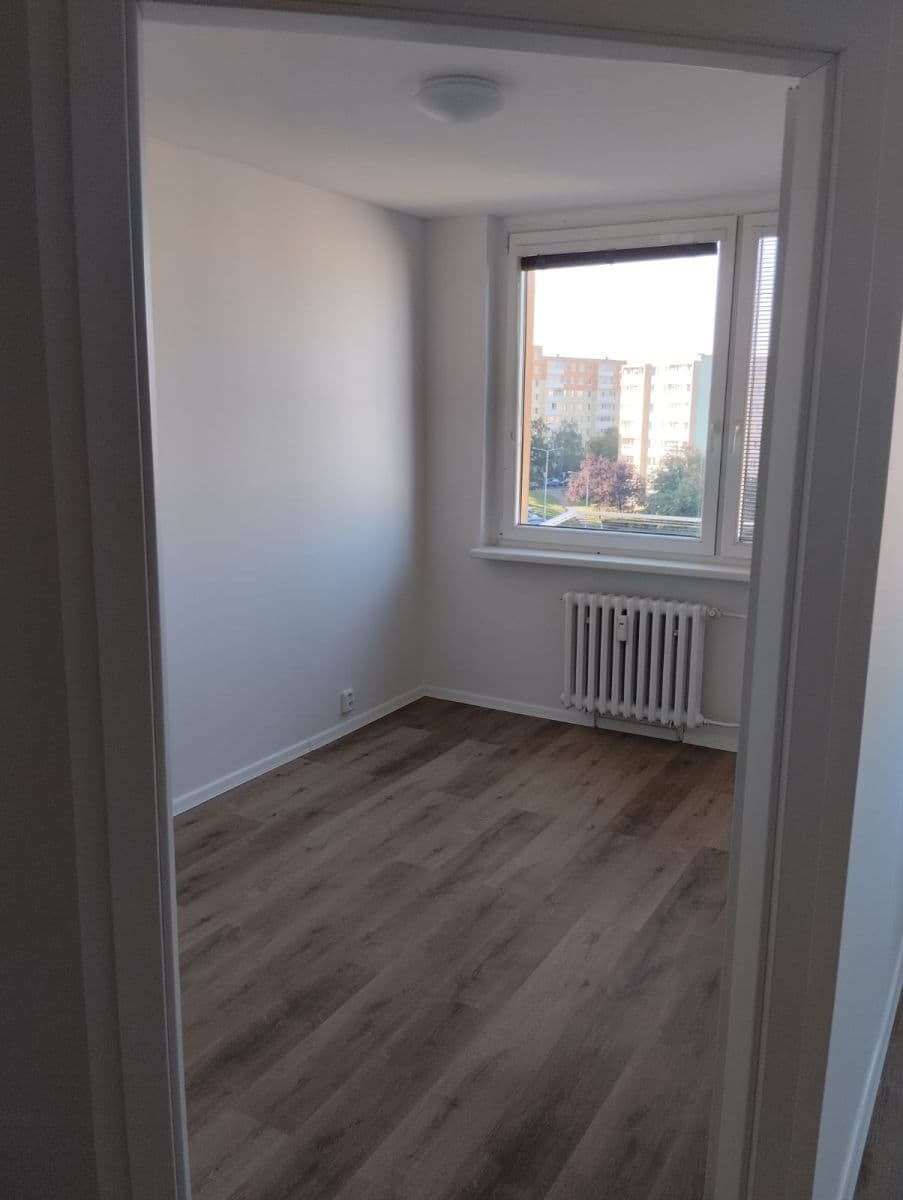 Prenájom bytu 2-izbový 33 m², Komořanská, Most, Ústecký kraj Prenájom bytu 2-izbový 33 m², Komořanská, Most, Ústecký kraj
