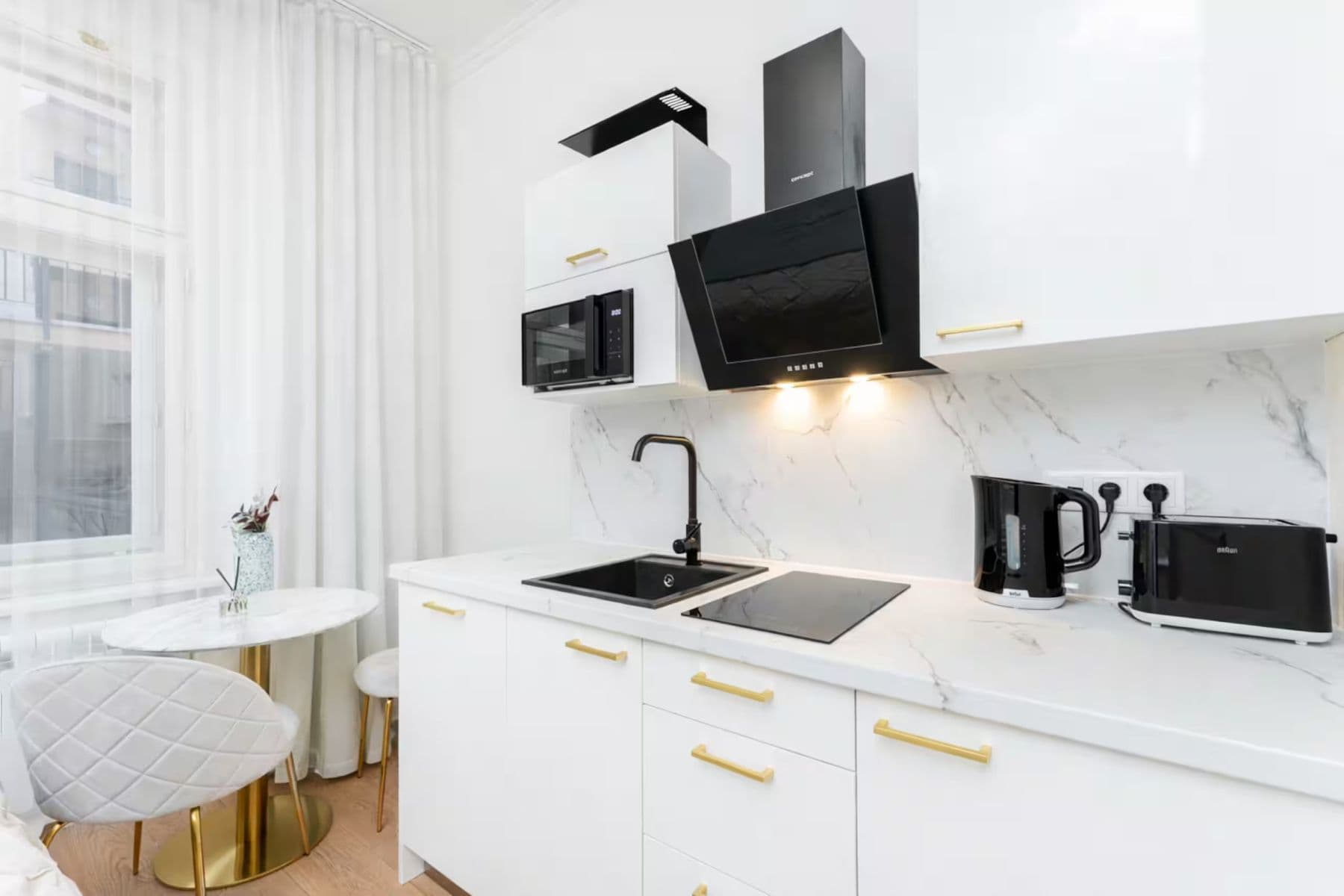 Prenájom bytu 22 m², Žitná, Praha, Praha Prenájom bytu 22 m², Žitná, Praha, Praha