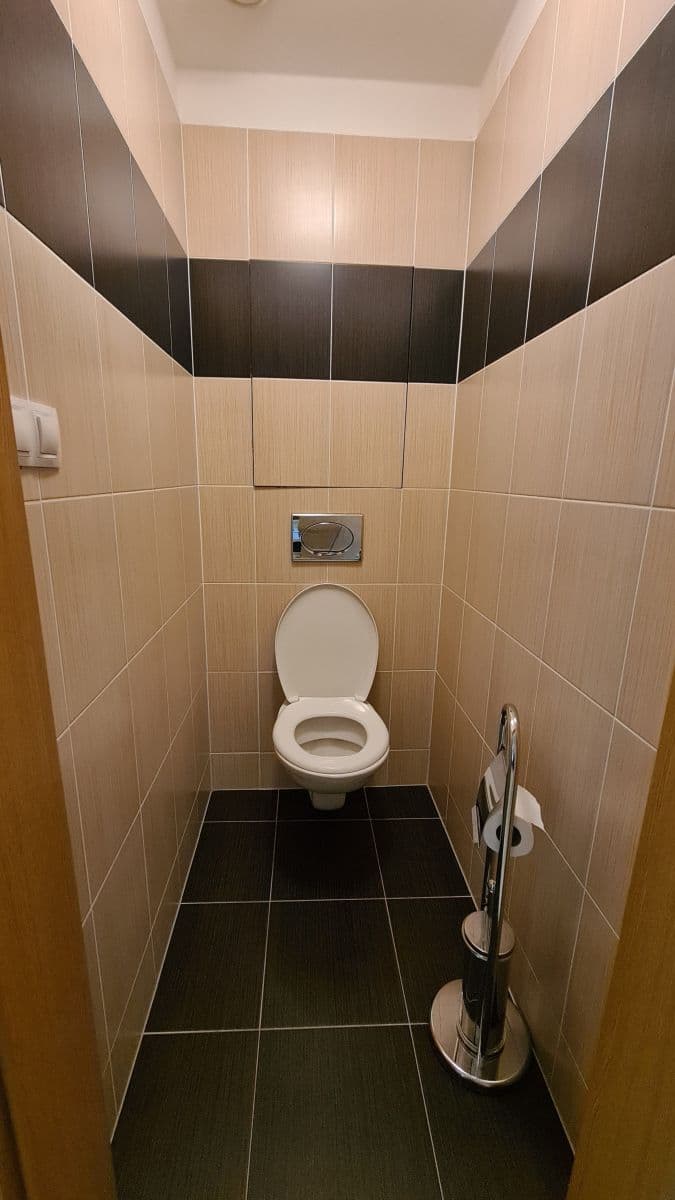 Prenájom bytu 72 m², Steinerova, Praha, Praha Prenájom bytu 72 m², Steinerova, Praha, Praha