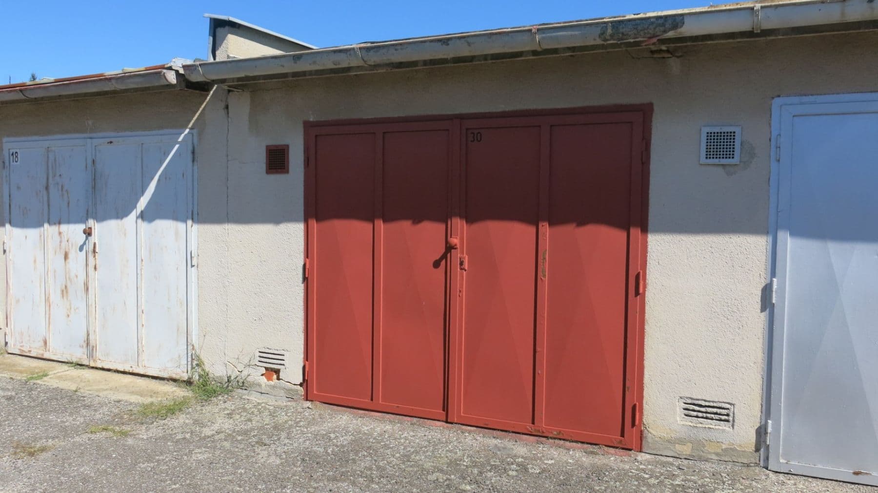 Predaj garáže 20 m², České Budějovice, Jihočeský kraj Predaj garáže 20 m², České Budějovice, Jihočeský kraj