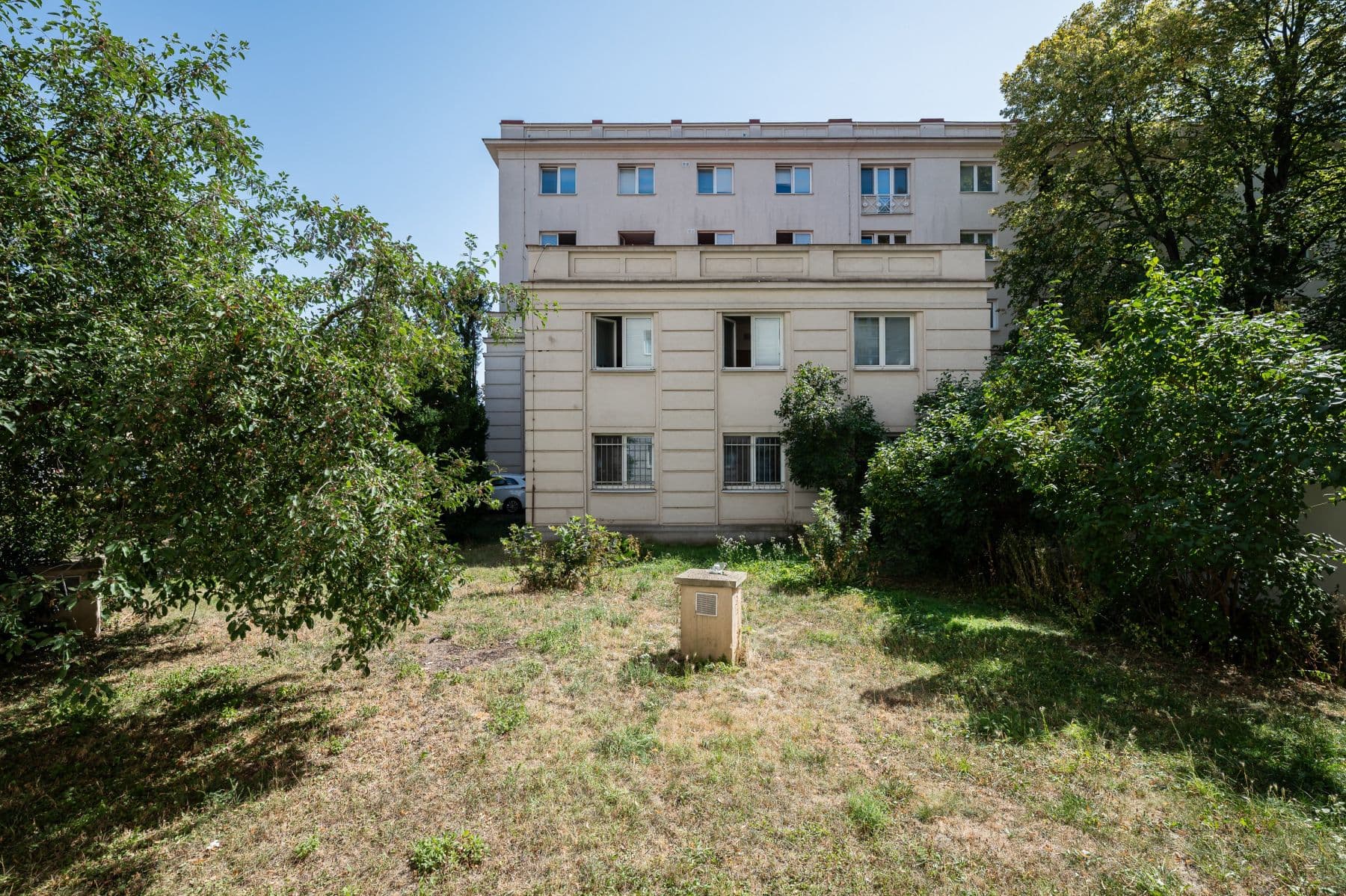 Prenájom bytu 19 m², Jeseniova, Praha, Praha Prenájom bytu 19 m², Jeseniova, Praha, Praha