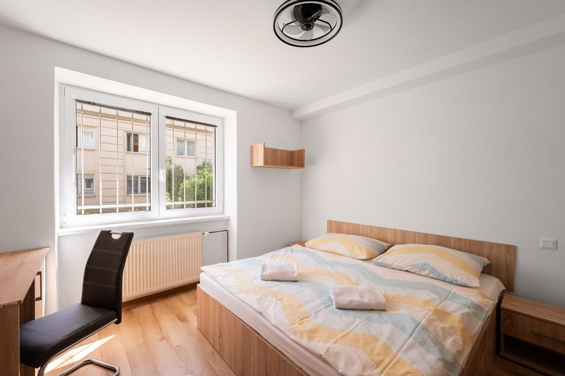 Prenájom bytu 19 m², Jeseniova, Praha, Praha Prenájom bytu 19 m², Jeseniova, Praha, Praha