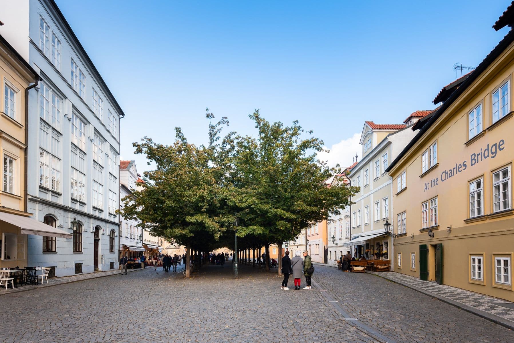 Prenájom bytu 76 m², U Lužického semináře, Praha, Praha Prenájom bytu 76 m², U Lužického semináře, Praha, Praha