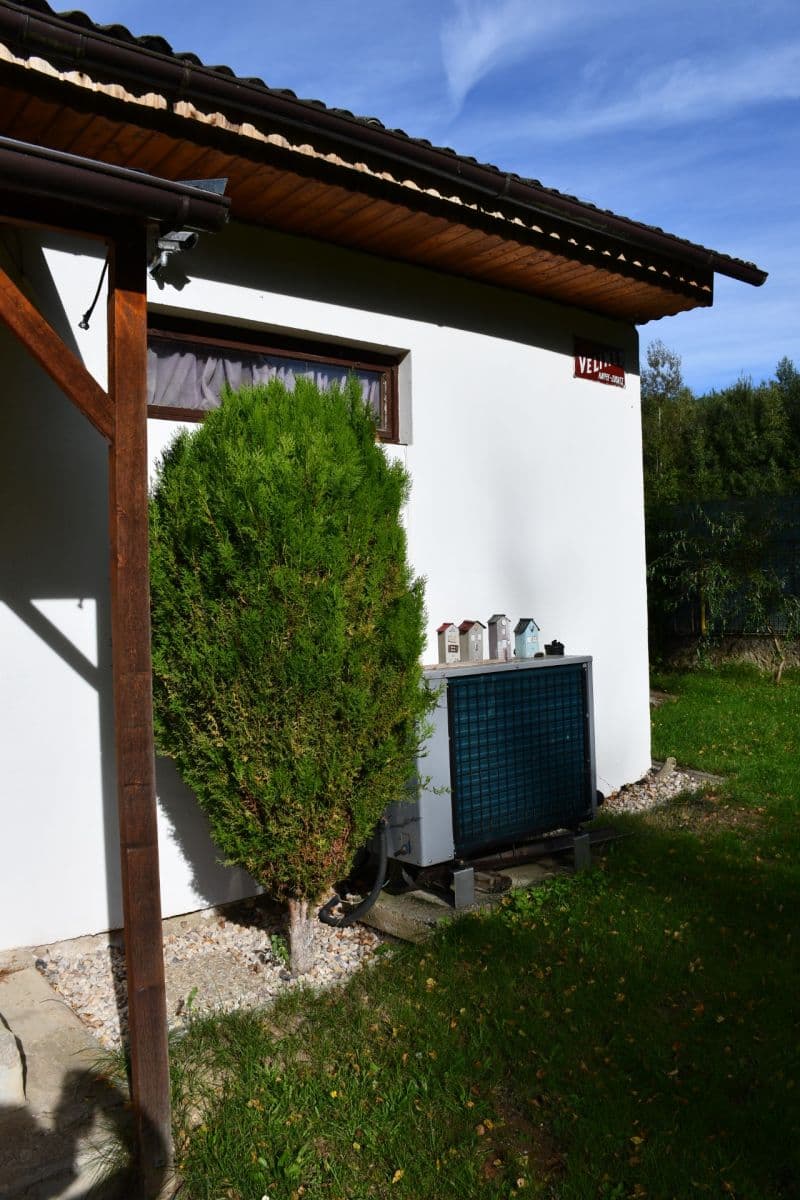 Predaj rekreačného objektu 1.100 m², pozemok 1.440 m², Chřenovice, Kraj Vysočina Predaj rekreačného objektu 1.100 m², pozemok 1.440 m², Chřenovice, Kraj Vysočina