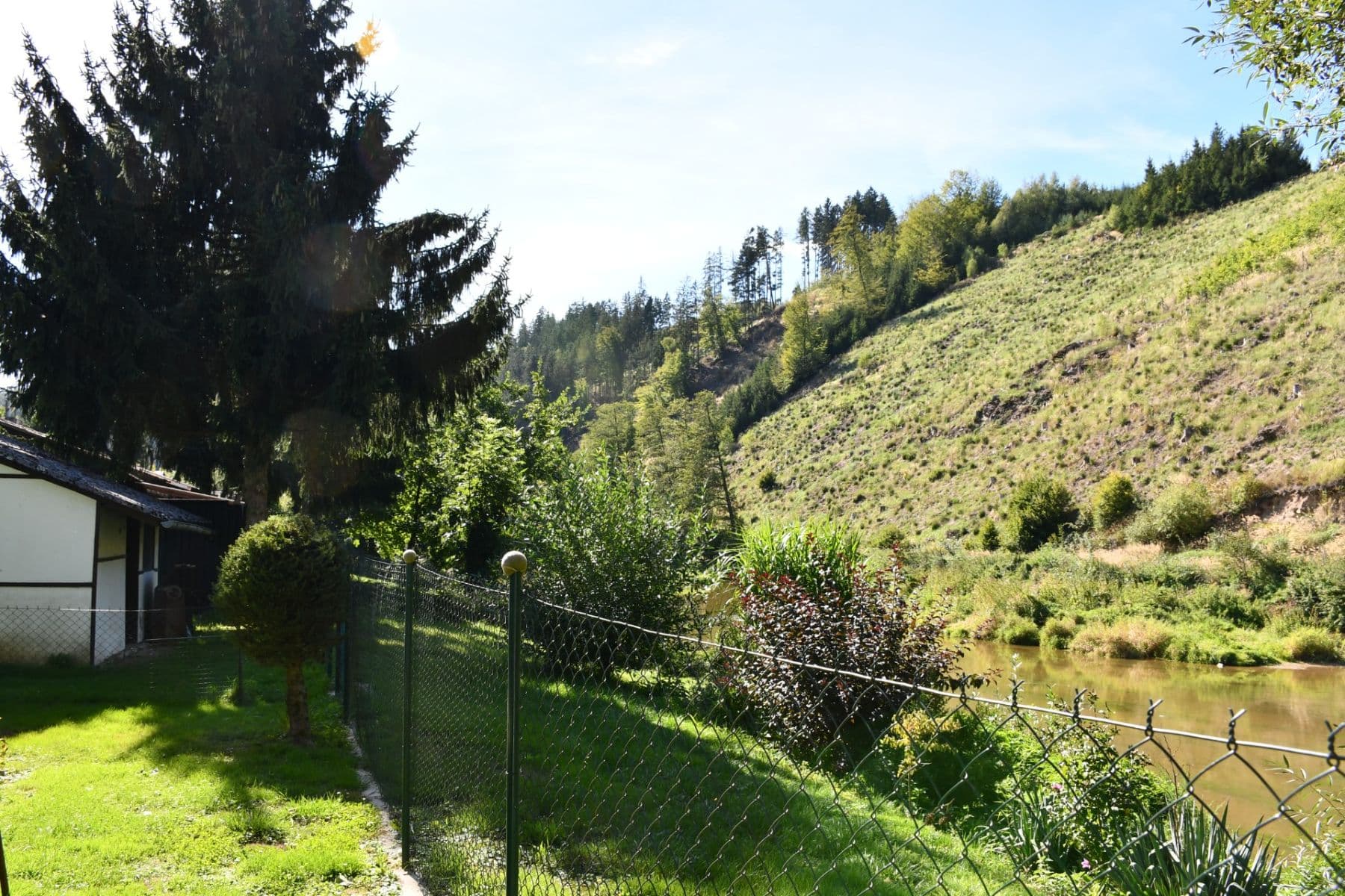 Predaj rekreačného objektu 1.100 m², pozemok 1.440 m², Chřenovice, Kraj Vysočina Predaj rekreačného objektu 1.100 m², pozemok 1.440 m², Chřenovice, Kraj Vysočina