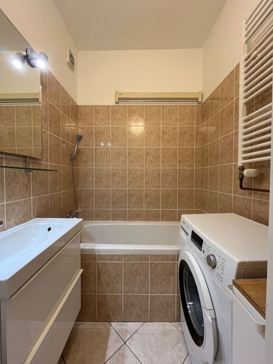 Predaj bytu 2-izbový 51 m², Na Okraji, Praha, Praha Predaj bytu 2-izbový 51 m², Na Okraji, Praha, Praha