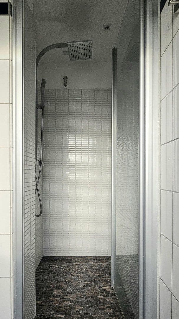 Predaj bytu 3-izbový 115 m², Bernstorffstrasse, Berlin-Tegel, Berlín Predaj bytu 3-izbový 115 m², Bernstorffstrasse, Berlin-Tegel, Berlín