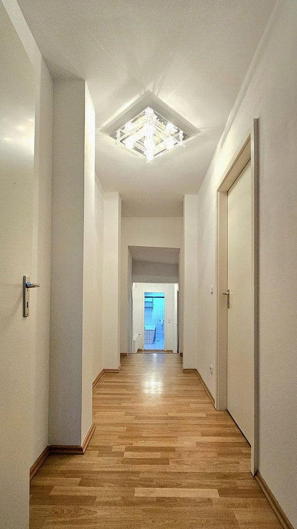 Predaj bytu 3-izbový 115 m², Bernstorffstrasse, Berlin-Tegel, Berlín Predaj bytu 3-izbový 115 m², Bernstorffstrasse, Berlin-Tegel, Berlín