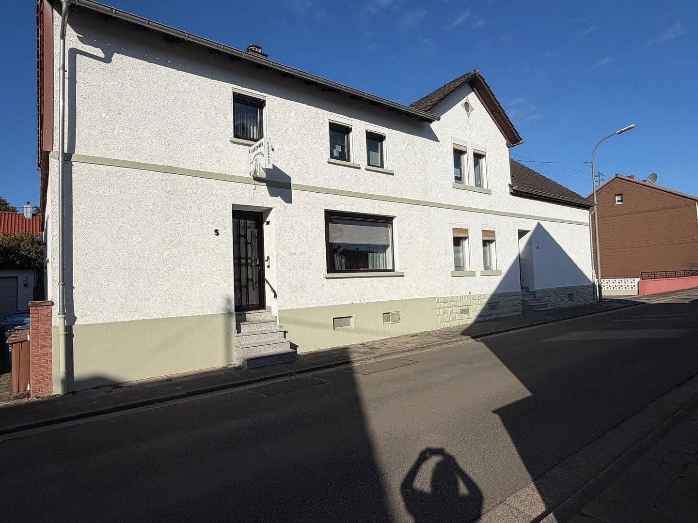 Predaj domu 290 m², pozemok 675 m², Bruchstr. 4, Hütschenhausen, Porýnie-Falcko Predaj domu 290 m², pozemok 675 m², Bruchstr. 4, Hütschenhausen, Porýnie-Falcko