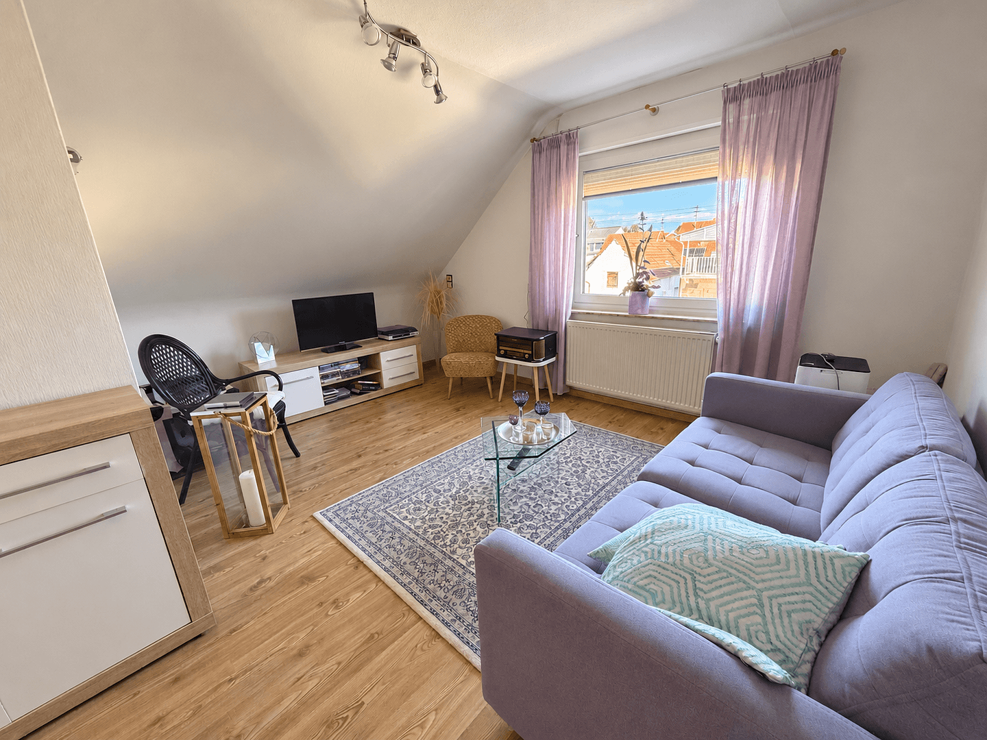 Predaj domu 290 m², pozemok 675 m², Bruchstr. 4, Hütschenhausen, Porýnie-Falcko Predaj domu 290 m², pozemok 675 m², Bruchstr. 4, Hütschenhausen, Porýnie-Falcko