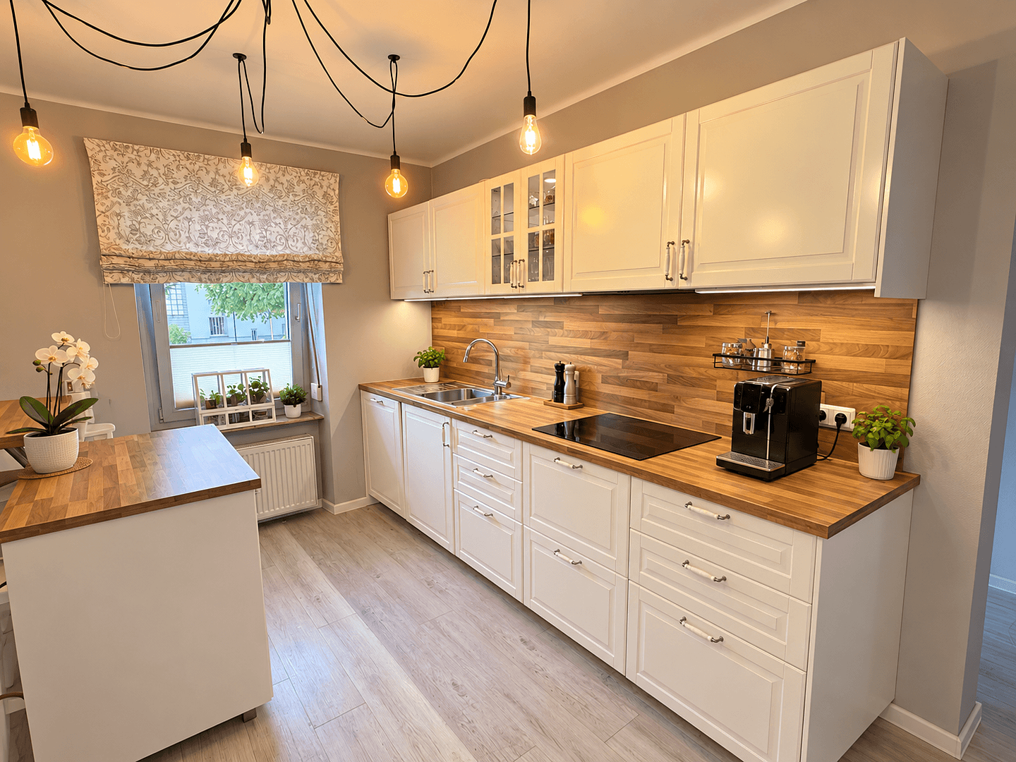 Predaj domu 290 m², pozemok 675 m², Bruchstr. 4, Hütschenhausen, Porýnie-Falcko Predaj domu 290 m², pozemok 675 m², Bruchstr. 4, Hütschenhausen, Porýnie-Falcko