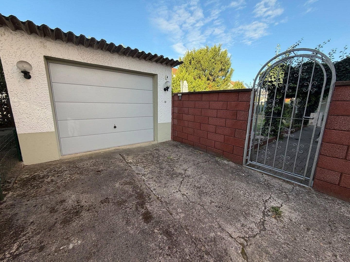 Predaj domu 290 m², pozemok 675 m², Bruchstr. 4, Hütschenhausen, Porýnie-Falcko Predaj domu 290 m², pozemok 675 m², Bruchstr. 4, Hütschenhausen, Porýnie-Falcko