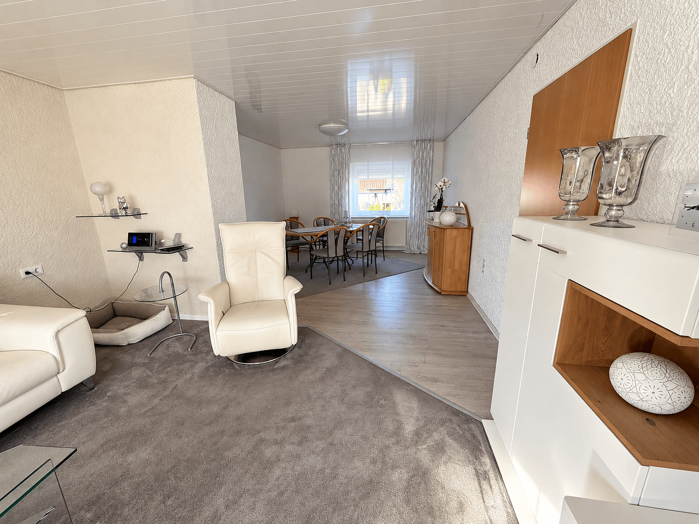 Predaj domu 290 m², pozemok 675 m², Bruchstr. 4, Hütschenhausen, Porýnie-Falcko Predaj domu 290 m², pozemok 675 m², Bruchstr. 4, Hütschenhausen, Porýnie-Falcko