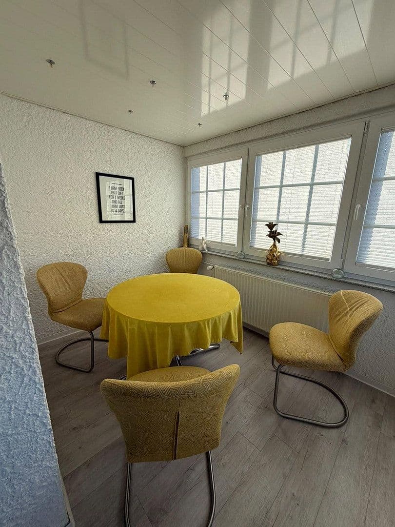 Predaj domu 290 m², pozemok 675 m², Bruchstr. 4, Hütschenhausen, Porýnie-Falcko Predaj domu 290 m², pozemok 675 m², Bruchstr. 4, Hütschenhausen, Porýnie-Falcko