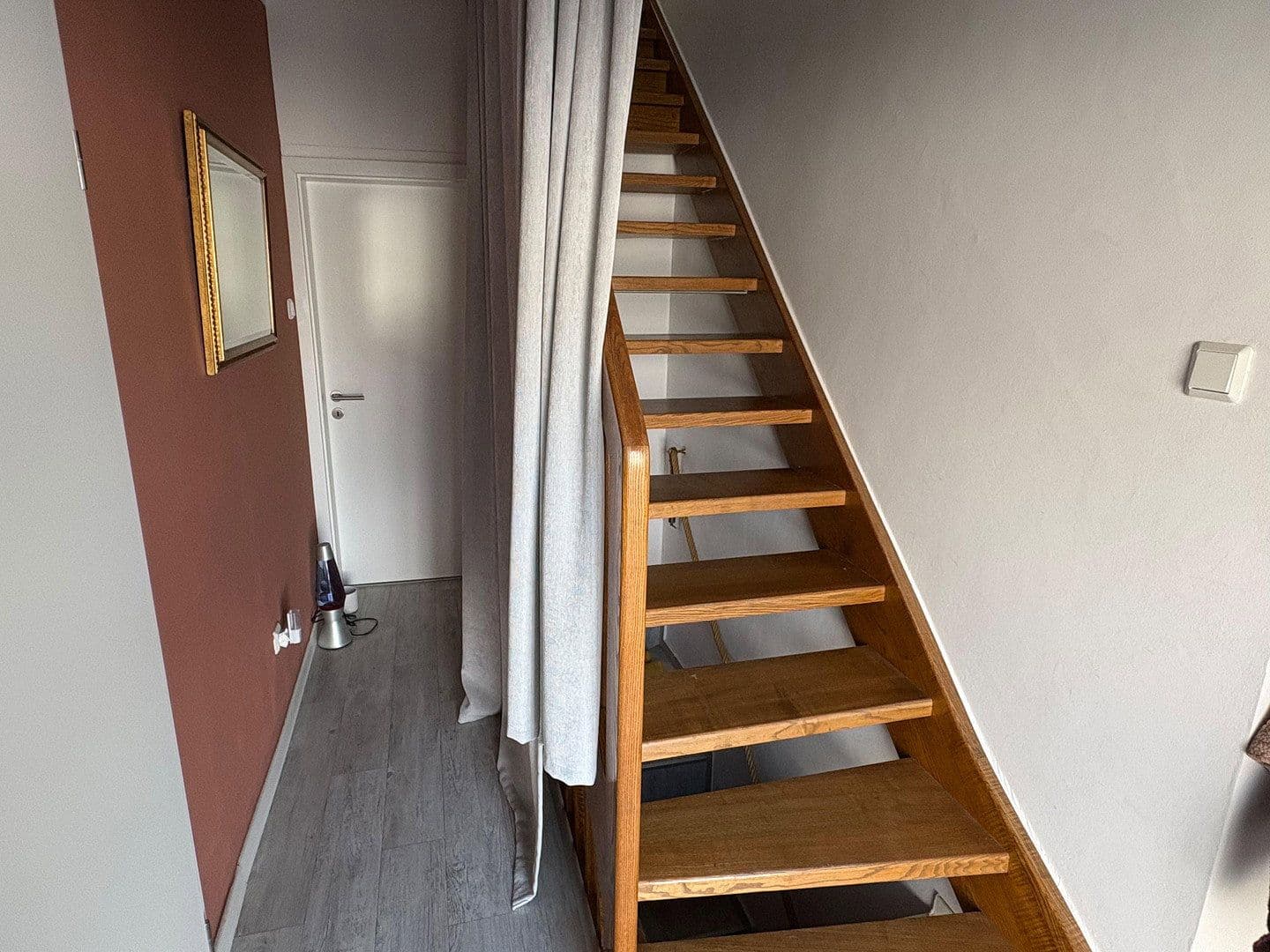Predaj domu 290 m², pozemok 675 m², Bruchstr. 4, Hütschenhausen, Porýnie-Falcko Predaj domu 290 m², pozemok 675 m², Bruchstr. 4, Hütschenhausen, Porýnie-Falcko