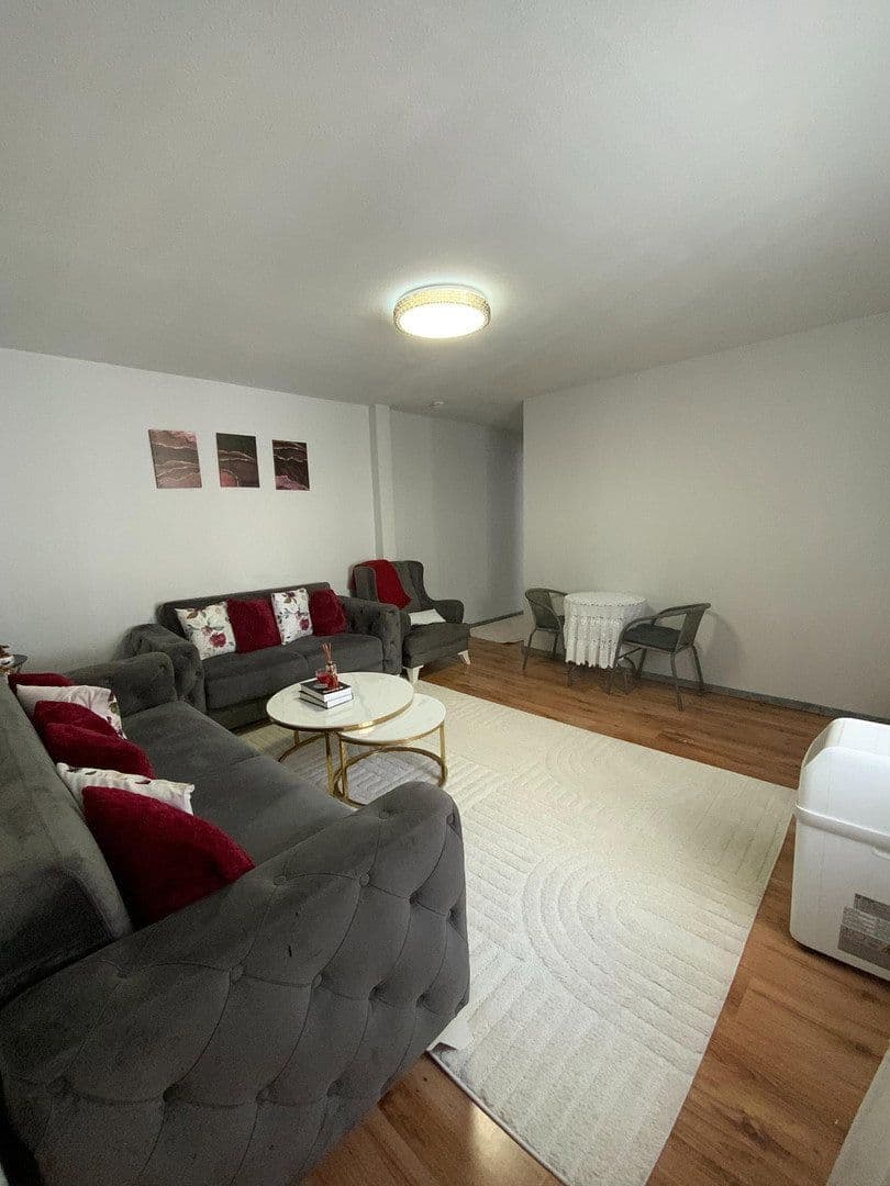 Prenájom bytu 3-izbový 60 m², Pfungstadt, Hesensko Prenájom bytu 3-izbový 60 m², Pfungstadt, Hesensko