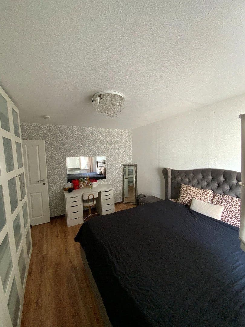 Prenájom bytu 3-izbový 60 m², Pfungstadt, Hesensko Prenájom bytu 3-izbový 60 m², Pfungstadt, Hesensko