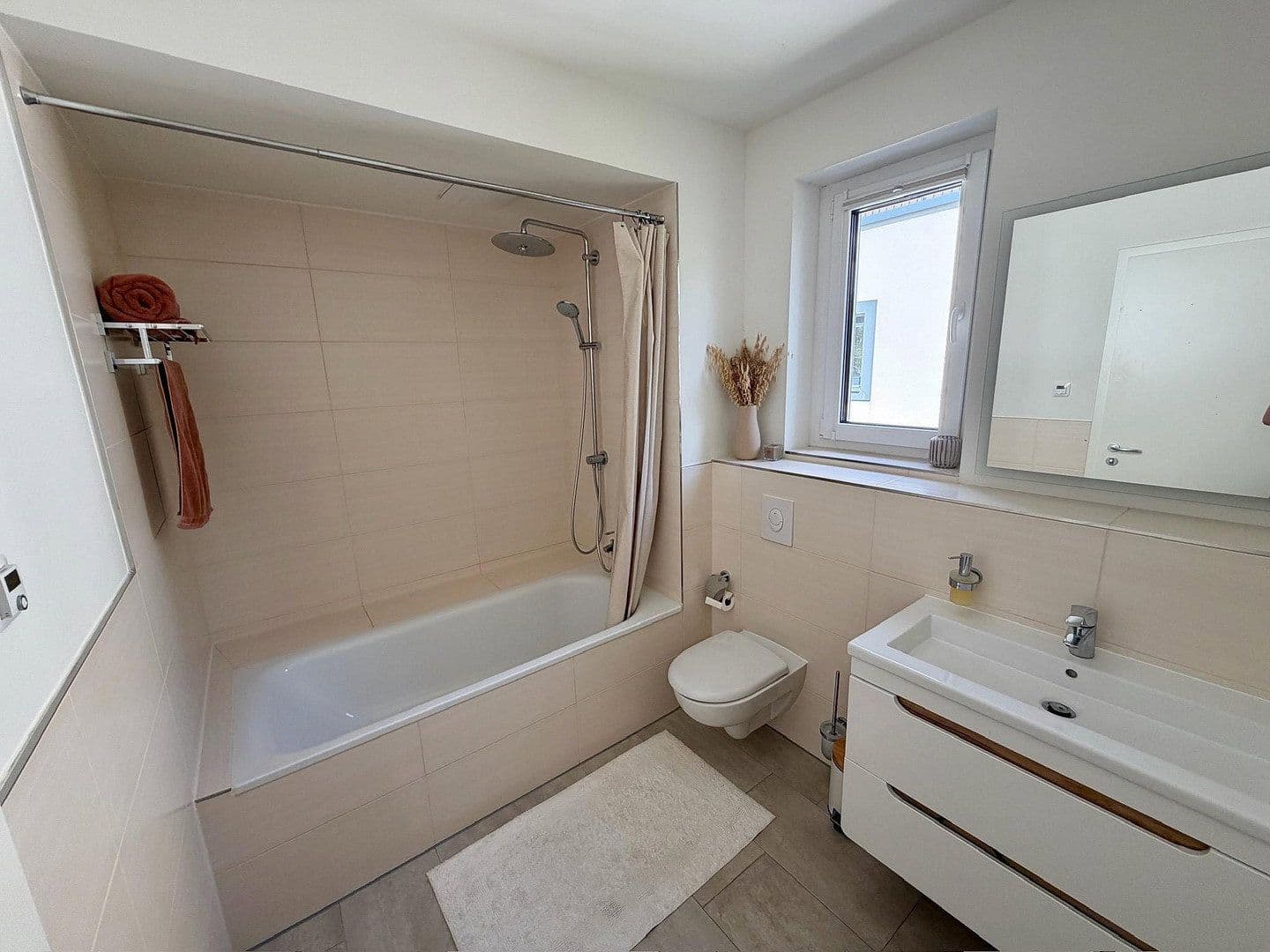 Predaj bytu 4-izbový 89 m², Hamburg, Hamburg Predaj bytu 4-izbový 89 m², Hamburg, Hamburg