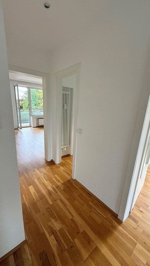 Prenájom bytu 2-izbový 55 m², Cloppenburger Weg 18, Düsseldorf, Severné Porýnie - Westfálsko Prenájom bytu 2-izbový 55 m², Cloppenburger Weg 18, Düsseldorf, Severné Porýnie - Westfálsko