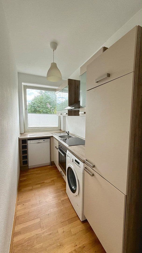 Prenájom bytu 2-izbový 55 m², Cloppenburger Weg 18, Düsseldorf, Severné Porýnie - Westfálsko Prenájom bytu 2-izbový 55 m², Cloppenburger Weg 18, Düsseldorf, Severné Porýnie - Westfálsko
