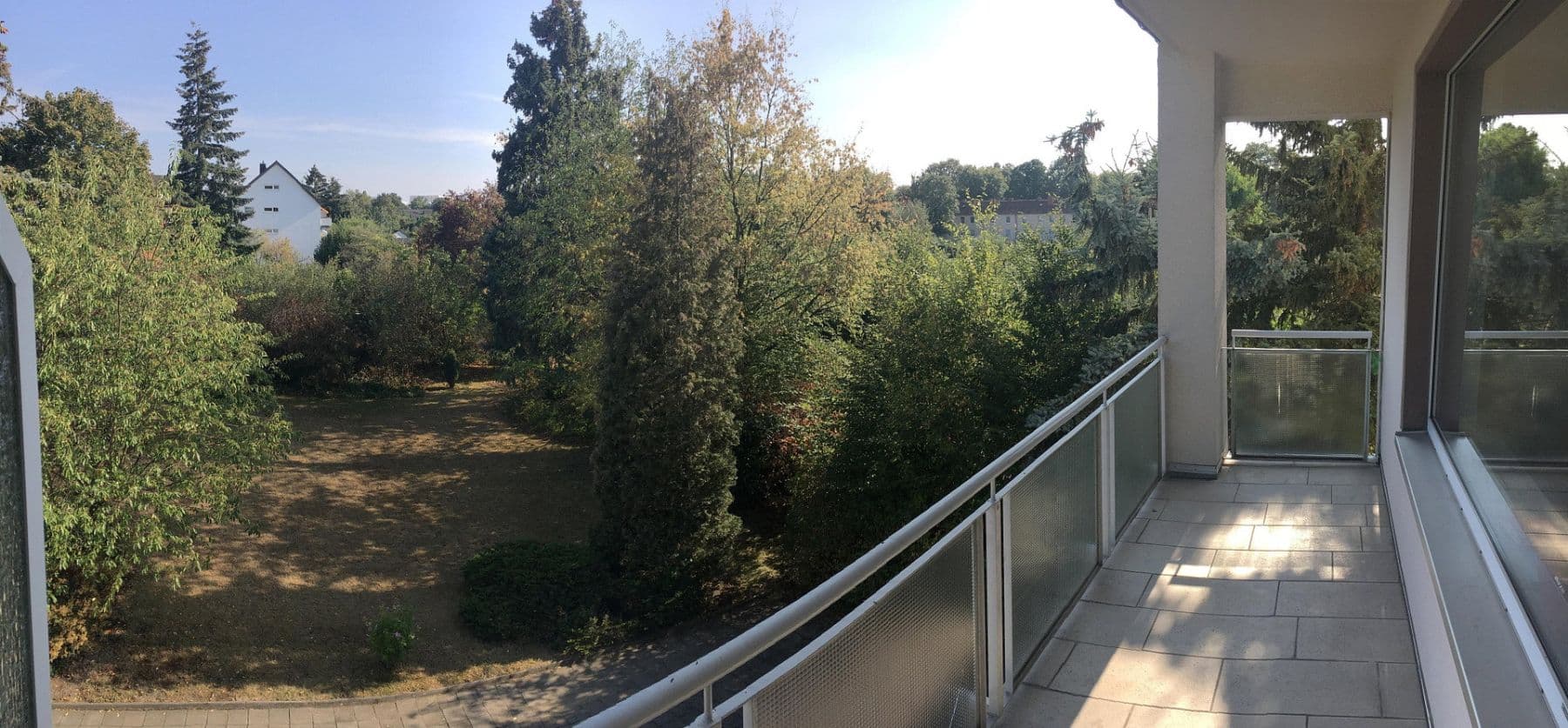 Prenájom bytu 2-izbový 55 m², Cloppenburger Weg 18, Düsseldorf, Severné Porýnie - Westfálsko Prenájom bytu 2-izbový 55 m², Cloppenburger Weg 18, Düsseldorf, Severné Porýnie - Westfálsko