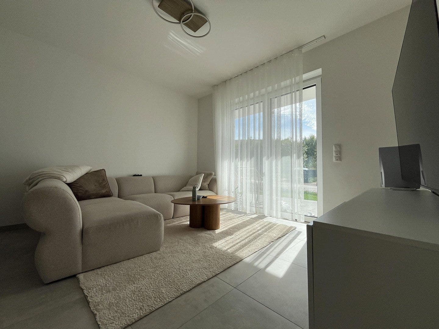 Prenájom bytu 3-izbový 89 m², Georges-Girard-Ring 9, Mechernich, Severné Porýnie - Westfálsko Prenájom bytu 3-izbový 89 m², Georges-Girard-Ring 9, Mechernich, Severné Porýnie - Westfálsko