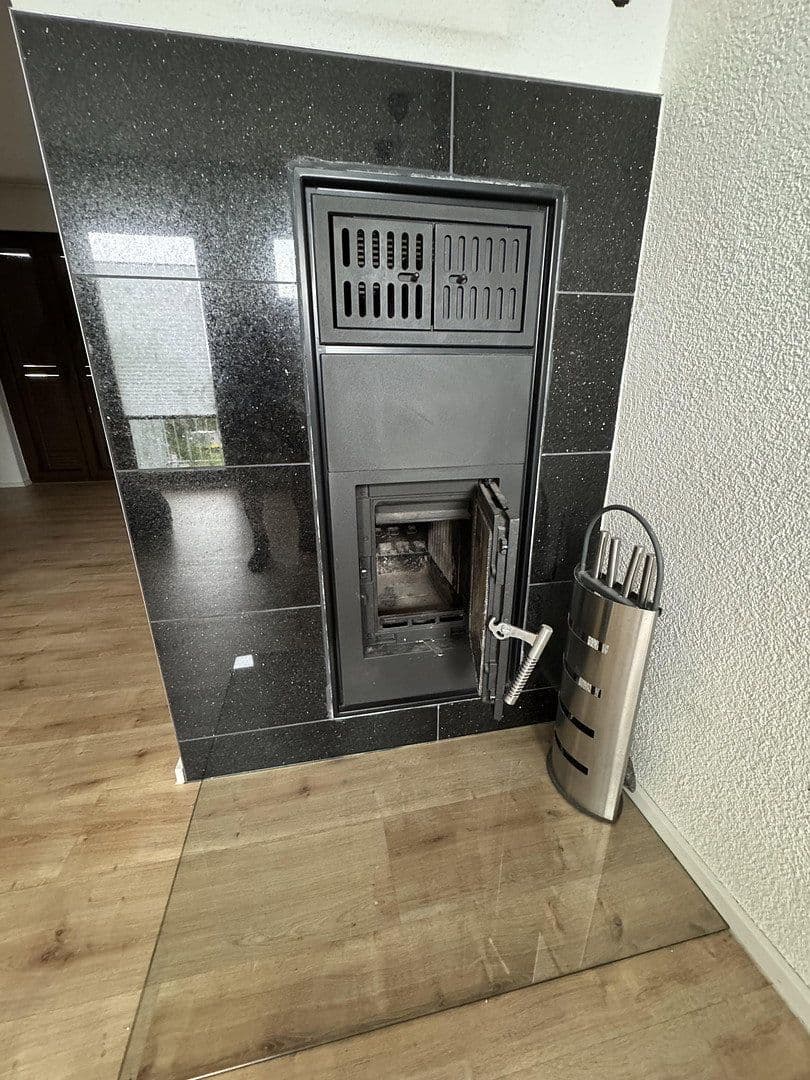 Predaj domu 208 m², pozemok 642 m², Bockelstraße 130, Stutttgart, Bádensko-Wurttembersko Predaj domu 208 m², pozemok 642 m², Bockelstraße 130, Stutttgart, Bádensko-Wurttembersko